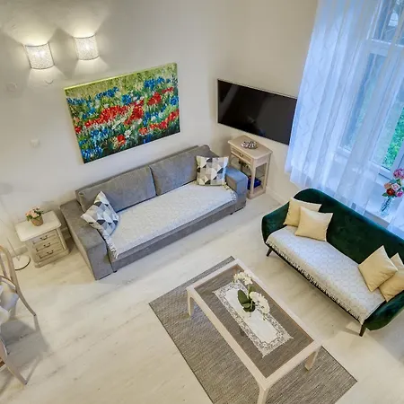 Sofi Apartman *