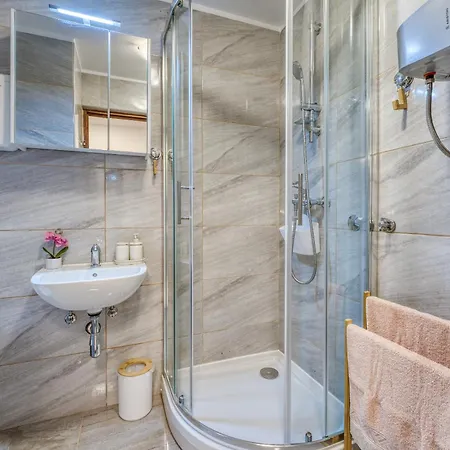 Apartman Sofi *